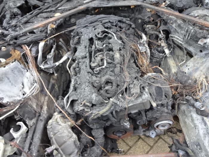 BMW 3 serie Touring 320d 2.0 16V EfficientDynamicsEdition Samochód złomowany (2015, Brazowy)