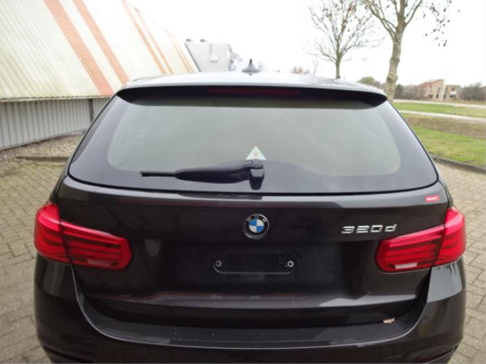 BMW 3 serie Touring 320d 2.0 16V EfficientDynamicsEdition Samochód złomowany (2015, Brazowy)