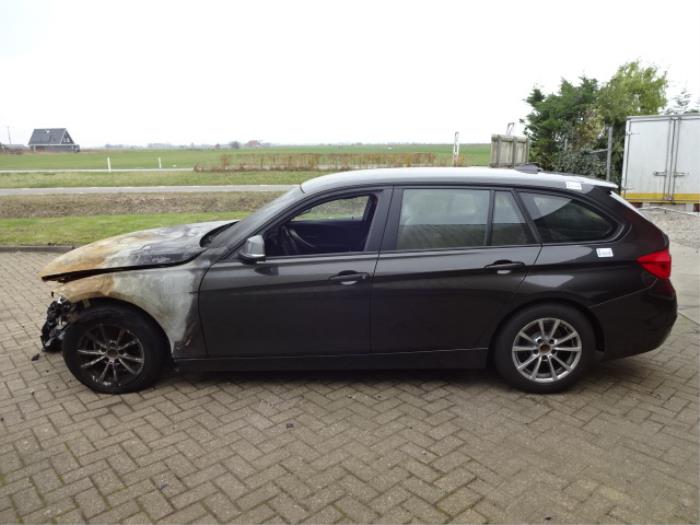 BMW 3 serie Touring 320d 2.0 16V EfficientDynamicsEdition Samochód złomowany (2015, Brazowy)