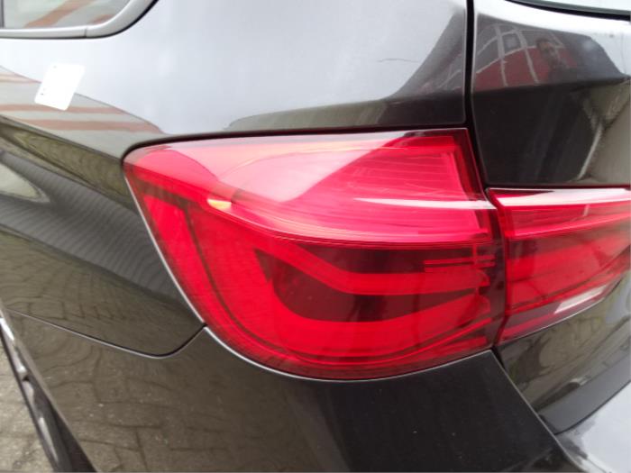 BMW 3 serie Touring 320d 2.0 16V EfficientDynamicsEdition Samochód złomowany (2015, Brazowy)