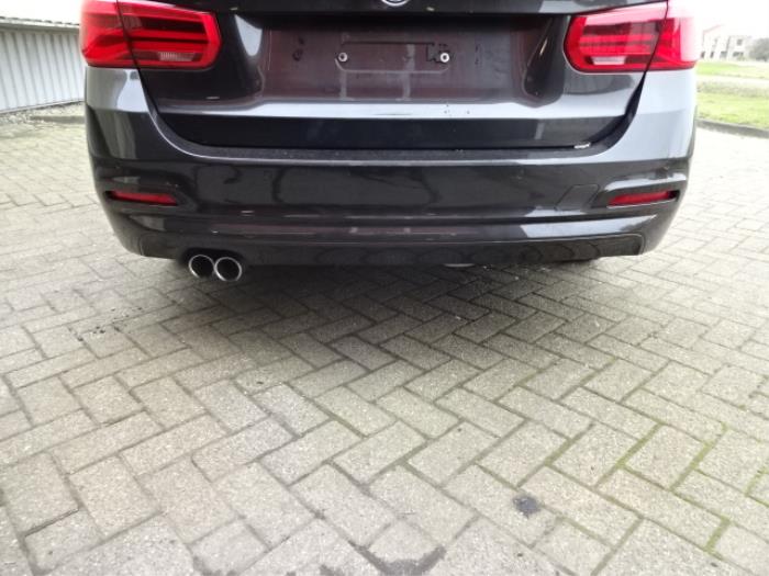 BMW 3 serie Touring 320d 2.0 16V EfficientDynamicsEdition Samochód złomowany (2015, Brazowy)