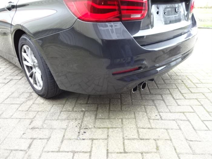 BMW 3 serie Touring 320d 2.0 16V EfficientDynamicsEdition Samochód złomowany (2015, Brazowy)