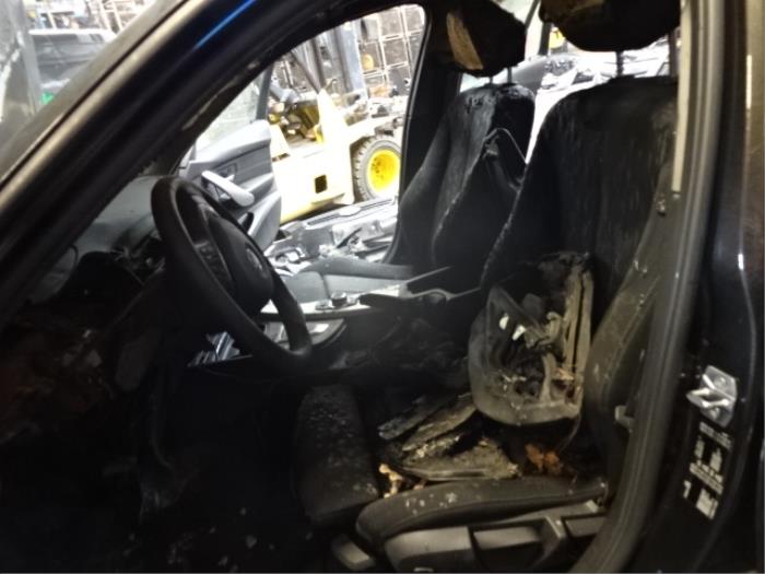 BMW 3 serie Touring 320d 2.0 16V EfficientDynamicsEdition Samochód złomowany (2015, Brazowy)