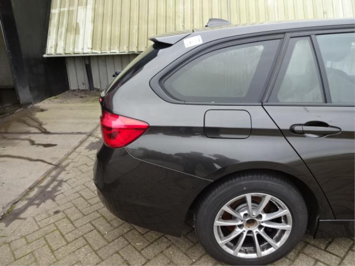 BMW 3 serie Touring 320d 2.0 16V EfficientDynamicsEdition Samochód złomowany (2015, Brazowy)