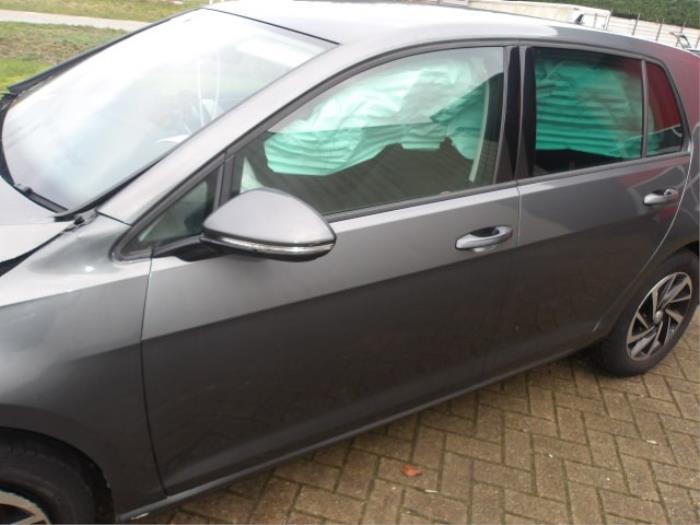 Volkswagen Golf VII 1.0 TSI 12V BlueMotion Sloopvoertuig (2019, Metallic, Zilvergrijs)