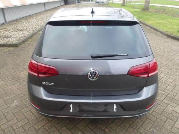 Volkswagen Golf VII 1.0 TSI 12V BlueMotion Sloopvoertuig (2019, Metallic, Zilvergrijs)