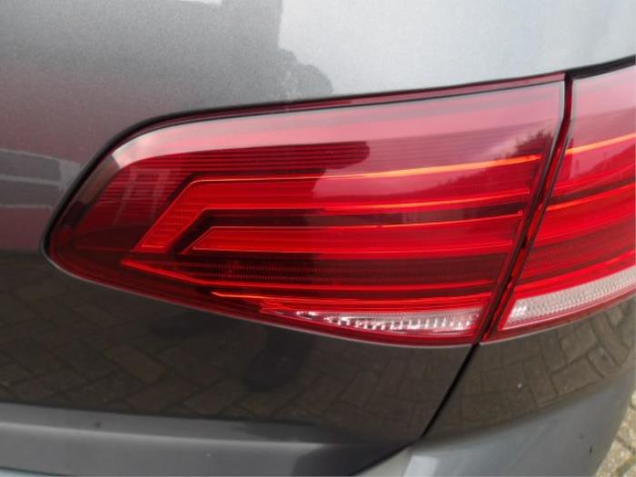 Volkswagen Golf VII 1.0 TSI 12V BlueMotion Sloopvoertuig (2019, Metallic, Zilvergrijs)