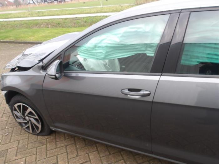 Volkswagen Golf VII 1.0 TSI 12V BlueMotion Sloopvoertuig (2019, Metallic, Zilvergrijs)
