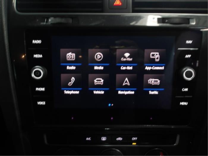 Volkswagen Golf VII 1.0 TSI 12V BlueMotion Sloopvoertuig (2019, Metallic, Zilvergrijs)