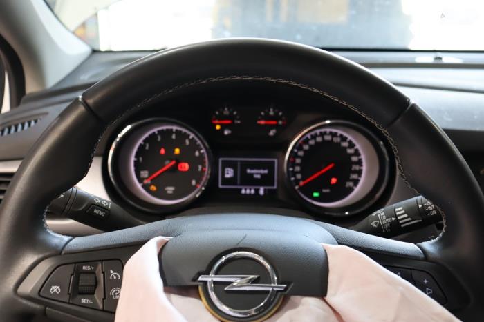 Opel Astra K Sports Tourer 1.2 Turbo 12V Samochód złomowany (2022, Bialy)