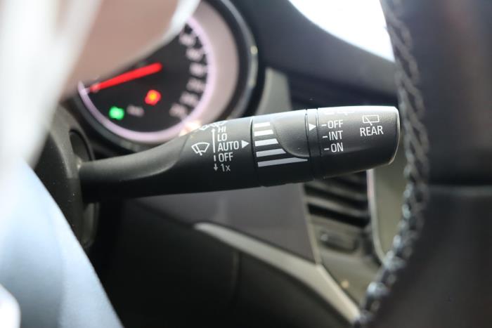 Opel Astra K Sports Tourer 1.2 Turbo 12V Samochód złomowany (2022, Bialy)