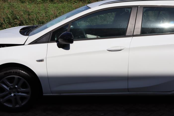 Opel Astra K Sports Tourer 1.2 Turbo 12V Samochód złomowany (2022, Bialy)