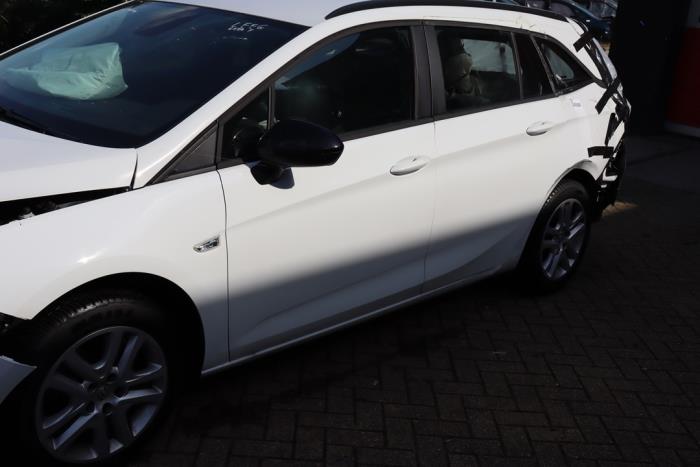 Opel Astra K Sports Tourer 1.2 Turbo 12V Samochód złomowany (2022, Bialy)