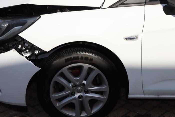 Opel Astra K Sports Tourer 1.2 Turbo 12V Samochód złomowany (2022, Bialy)