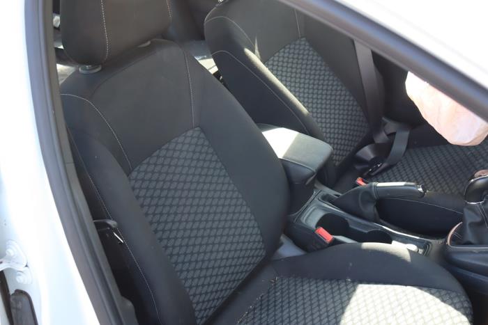 Opel Astra K Sports Tourer 1.2 Turbo 12V Samochód złomowany (2022, Bialy)