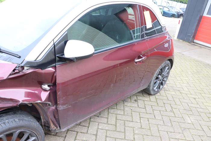 Opel Adam 1.2 16V Skrotfordon (2015, ROOD)