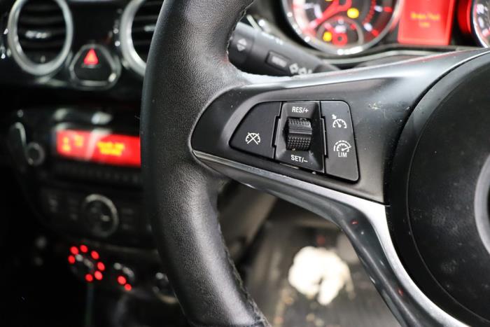 Opel Adam 1.2 16V Skrotfordon (2015, ROOD)