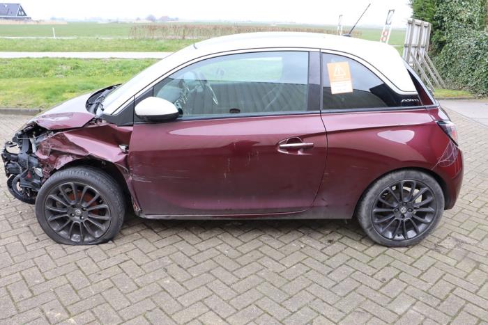 Opel Adam 1.2 16V Skrotfordon (2015, ROOD)