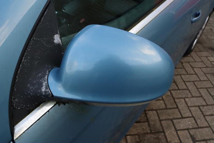 Volkswagen Eos 2.0 FSI 16V Skrotfordon (2006, BLAUW METALLIC BLAUW)