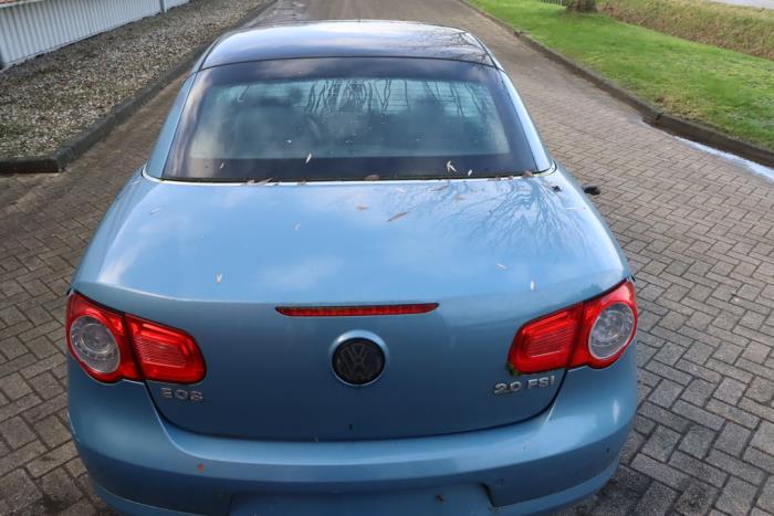 Volkswagen Eos 2.0 FSI 16V Skrotfordon (2006, BLAUW METALLIC BLAUW)