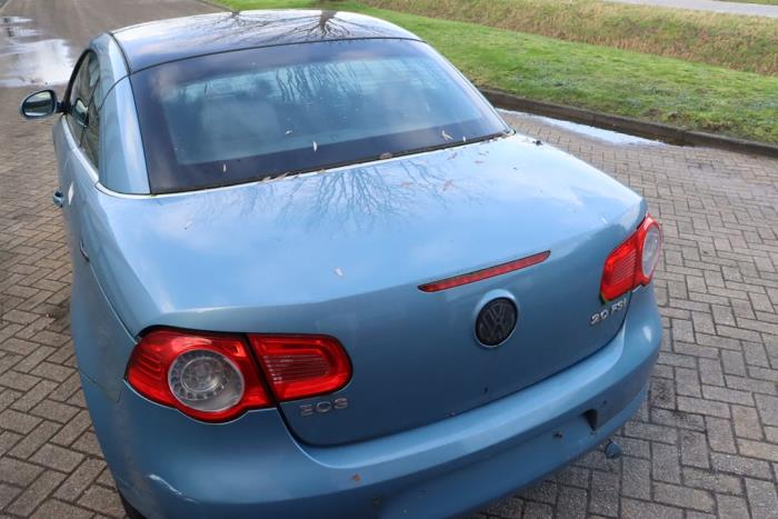 Volkswagen Eos 2.0 FSI 16V Skrotfordon (2006, BLAUW METALLIC BLAUW)