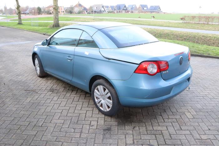 Volkswagen Eos 2.0 FSI 16V Skrotfordon (2006, BLAUW METALLIC BLAUW)
