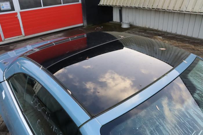 Volkswagen Eos 2.0 FSI 16V Skrotfordon (2006, BLAUW METALLIC BLAUW)