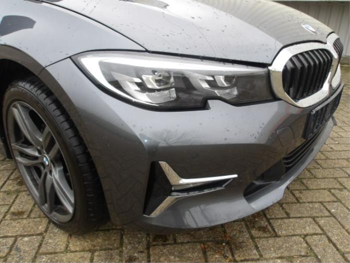BMW 3 serie Touring 320i 2.0 TwinPower Turbo 16V Skrotfordon (2019, GRIJS METALLIC GRIJS)