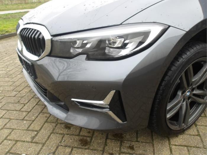 BMW 3 serie Touring 320i 2.0 TwinPower Turbo 16V Skrotfordon (2019, GRIJS METALLIC GRIJS)