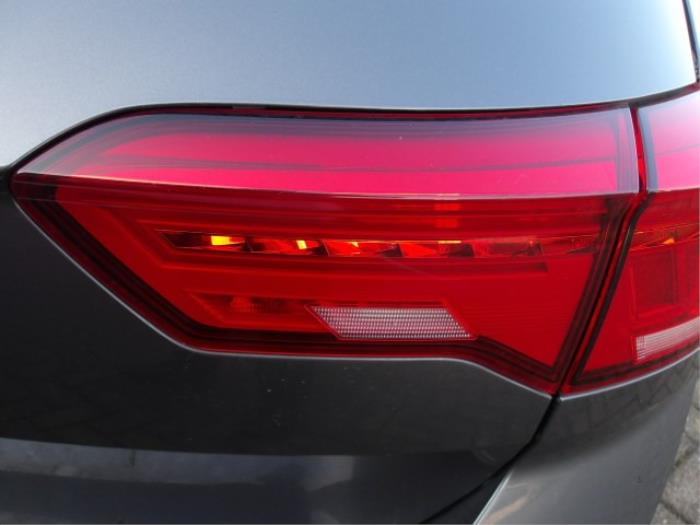 Volkswagen T-Roc I 1.5 TSI Evo BMT 16V Sloopvoertuig (2019, Metallic, Zilvergrijs)