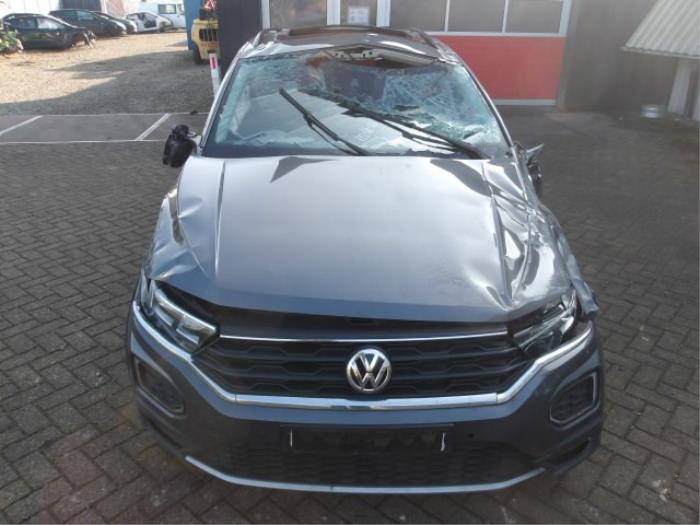 Volkswagen T-Roc I 1.5 TSI Evo BMT 16V Sloopvoertuig (2019, Metallic, Zilvergrijs)