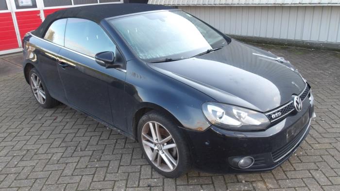 Volkswagen Golf VI Cabrio 1.6 TDI 16V BlueMotion Sloopvoertuig (2011, Metallic, Zwart)