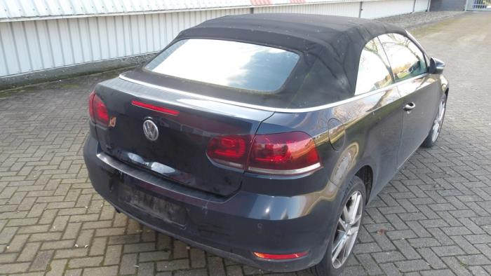 Volkswagen Golf VI Cabrio 1.6 TDI 16V BlueMotion Sloopvoertuig (2011, Metallic, Zwart)
