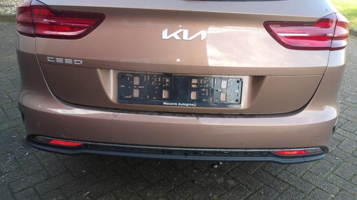 Kia Ceed Sportswagon 1.0i T-GDi 12V 120 Eco-Dynamics+ Sloopvoertuig (2022, Bruin)