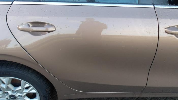 Kia Ceed Sportswagon 1.0i T-GDi 12V 120 Eco-Dynamics+ Sloopvoertuig (2022, Bruin)