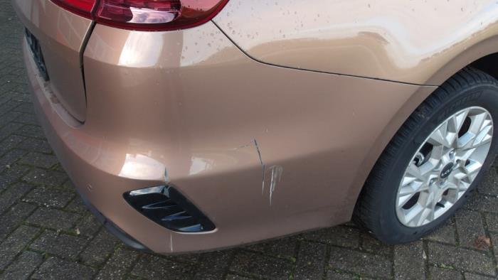 Kia Ceed Sportswagon 1.0i T-GDi 12V 120 Eco-Dynamics+ Sloopvoertuig (2022, Bruin)