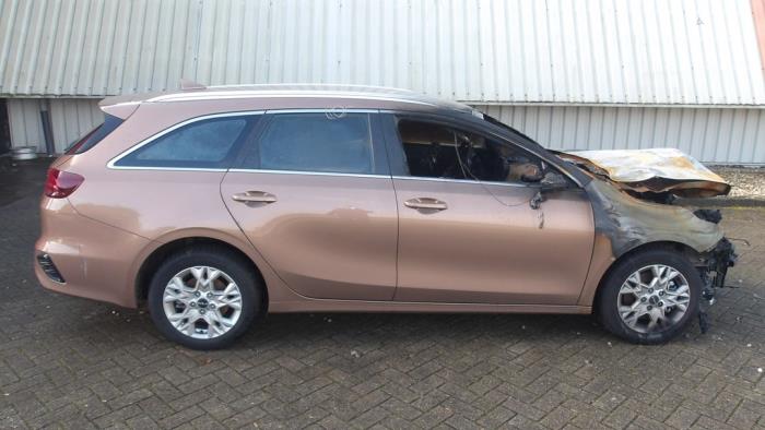 Kia Ceed Sportswagon 1.0i T-GDi 12V 120 Eco-Dynamics+ Sloopvoertuig (2022, Bruin)