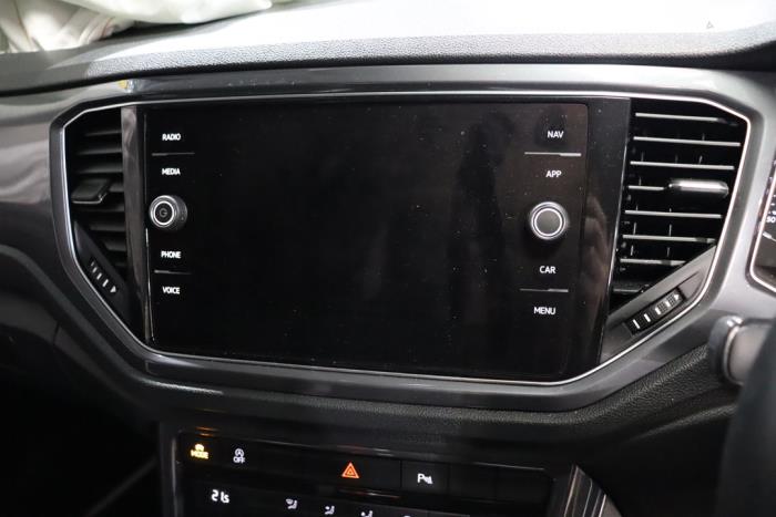 Volkswagen T-Roc I 1.5 TSI Evo BMT 16V Sloopvoertuig (2021, Metallic, Blauw)