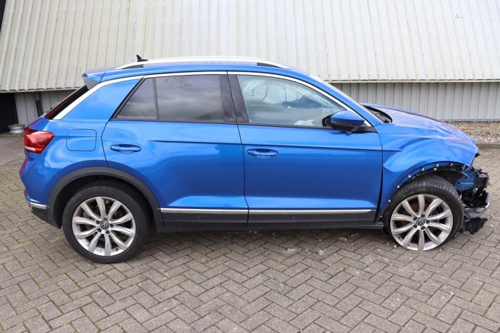 Volkswagen T-Roc I 1.5 TSI Evo BMT 16V Sloopvoertuig (2021, Metallic, Blauw)