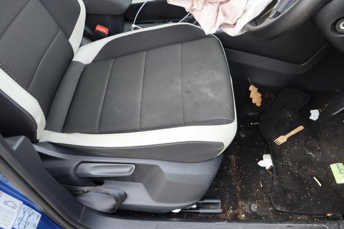 Volkswagen T-Roc I 1.5 TSI Evo BMT 16V Sloopvoertuig (2021, Metallic, Blauw)