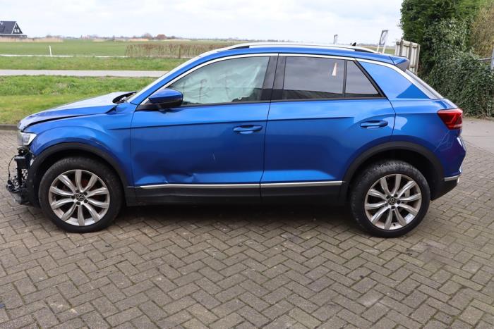 Volkswagen T-Roc I 1.5 TSI Evo BMT 16V Sloopvoertuig (2021, Metallic, Blauw)
