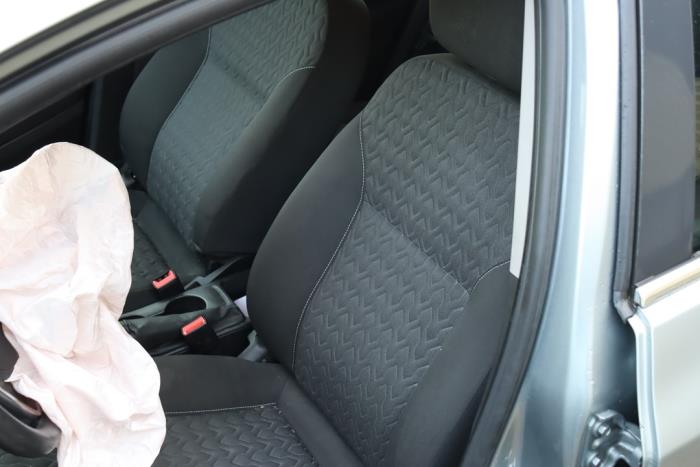 Opel Astra J Sports Tourer 1.7 CDTi 16V Skrotfordon (2013, GRIJS)