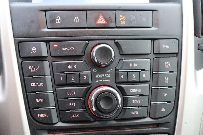 Opel Astra J Sports Tourer 1.7 CDTi 16V Skrotfordon (2013, GRIJS)