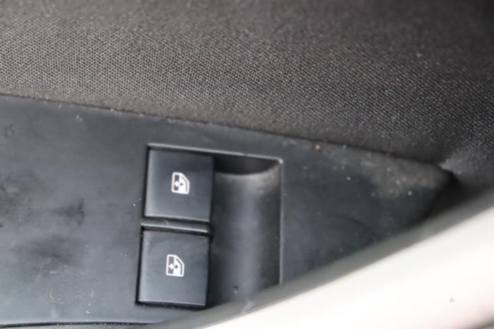 Opel Astra J Sports Tourer 1.7 CDTi 16V Skrotfordon (2013, GRIJS)