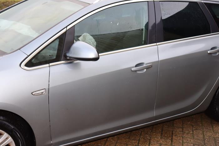 Opel Astra J Sports Tourer 1.7 CDTi 16V Skrotfordon (2013, GRIJS)