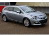Opel Astra J Sports Tourer 1.7 CDTi 16V Skrotfordon (2013, GRIJS)