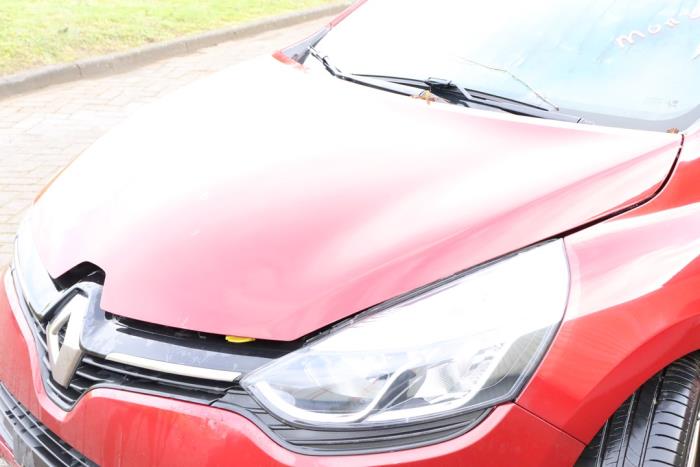 Renault Clio IV Estate/Grandtour 0.9 Energy TCE 90 12V Sloopvoertuig (2017, Rood)