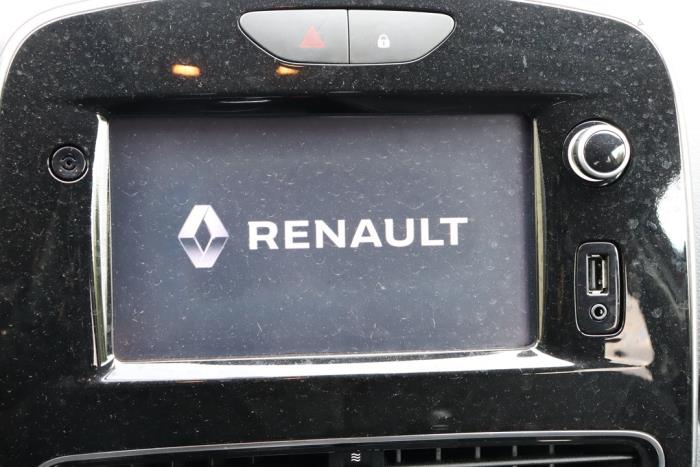 Renault Clio IV Estate/Grandtour 0.9 Energy TCE 90 12V Sloopvoertuig (2017, Rood)