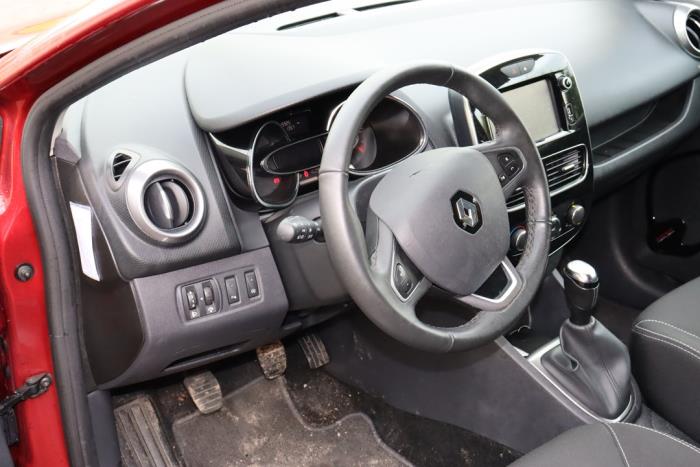 Renault Clio IV Estate/Grandtour 0.9 Energy TCE 90 12V Sloopvoertuig (2017, Rood)