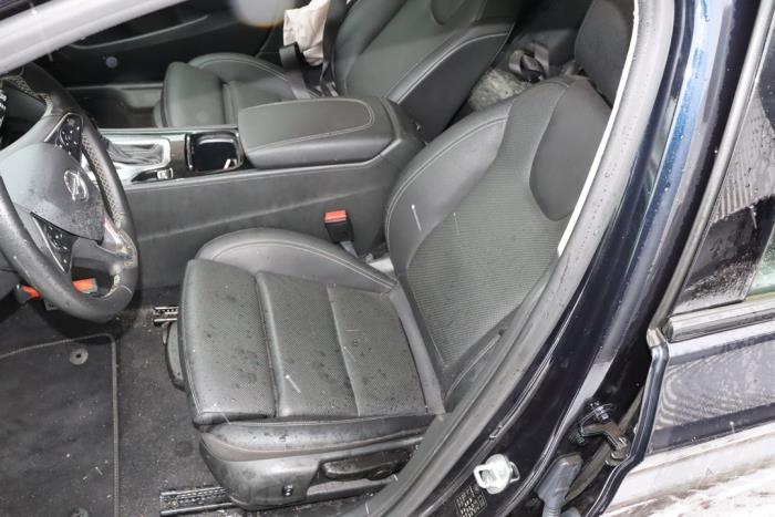 Opel Insignia Sports Tourer 1.5 Turbo 16V 165 Sloopvoertuig (2020, Blauw)